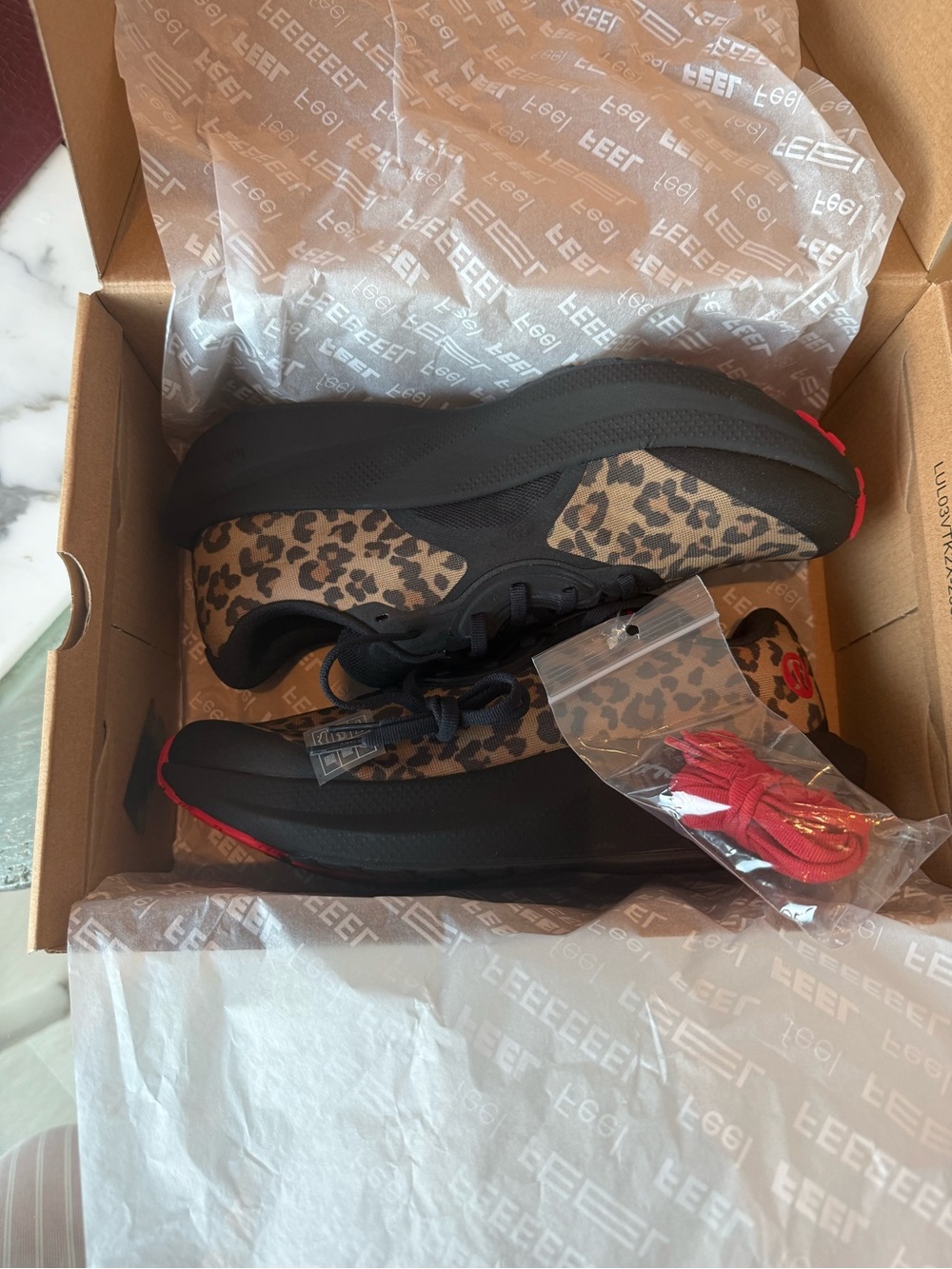 lululemon women’s split shift running shoe Leopard print - Black/Tan - Picture 7 of 8